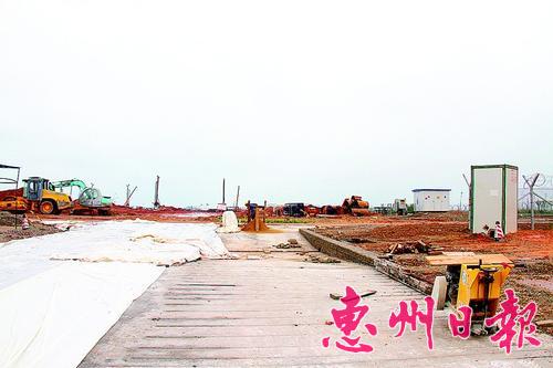 大亚湾区有多少人口_大亚湾石化区夜景