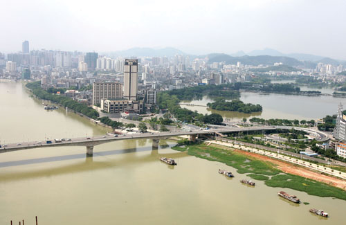 惠州现人口_惠州人口增长趋势图