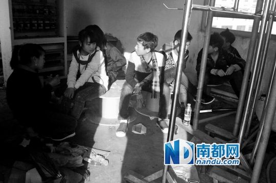 深圳彝族童工多七八岁外出打工 收入基本寄回