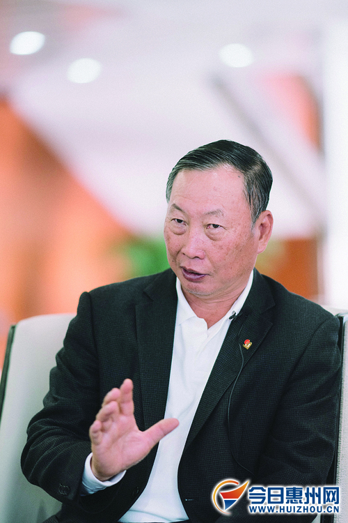 隆生董事长_隆生金山湖中心图片
