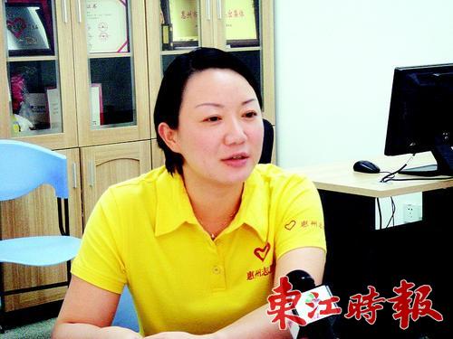 团市委书记张莉兰:学校社区结对子志愿服务送